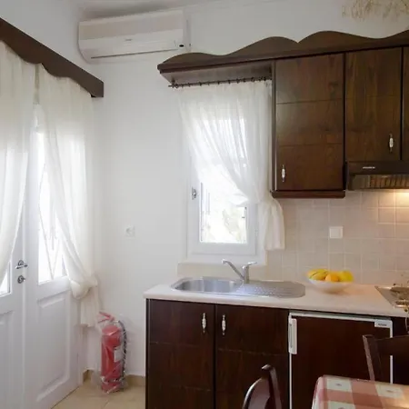 With View Αδάμας